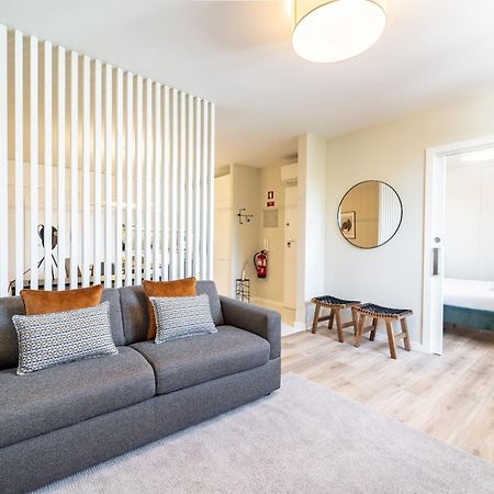On The Square Flat - City Center By House And People Braga Extérieur photo